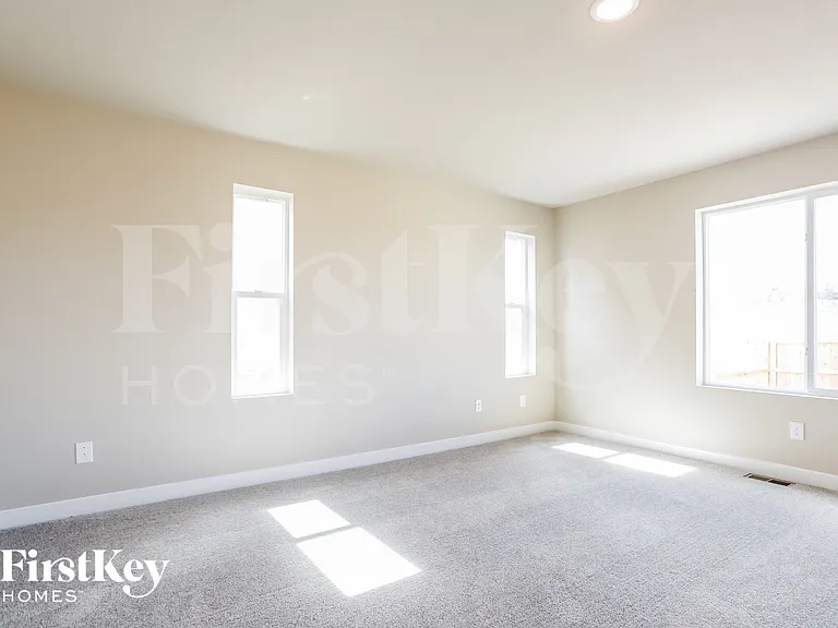 10559 Horton Dr — Photo 3