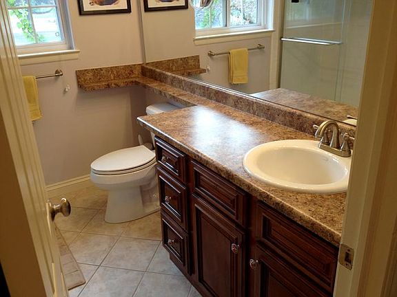 New bathroom with shower/tub