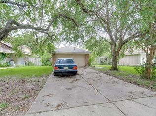 3135 Cottonshire Dr, Spring, TX 77373