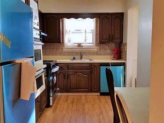 4th image of 2431 Kingsland Ave