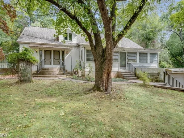 596 Meadow Rd, Bridgewater Twp., NJ 08807