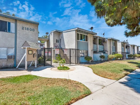 21800 Schoenborn St Unit 165, Canoga Park, CA 91304