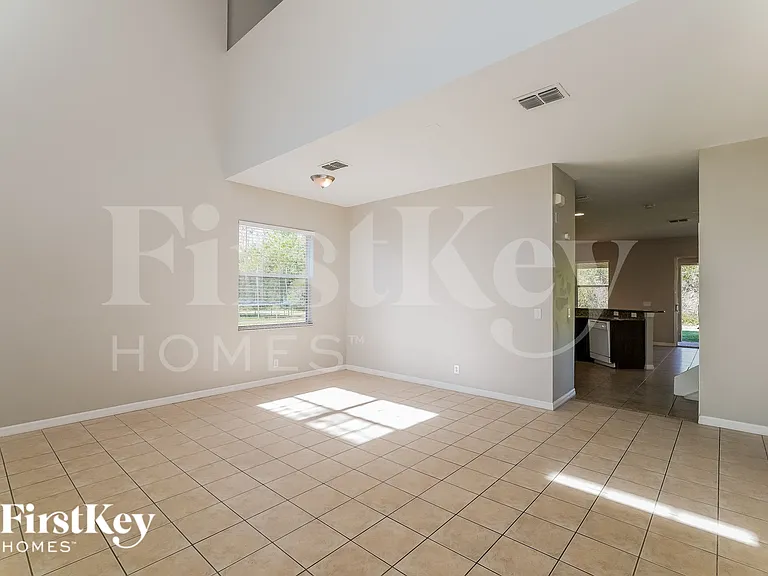 20618 Whitebud Ct — Photo 2
