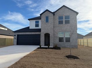 2440 Longfellow Dr, Bentonville, AR 72713