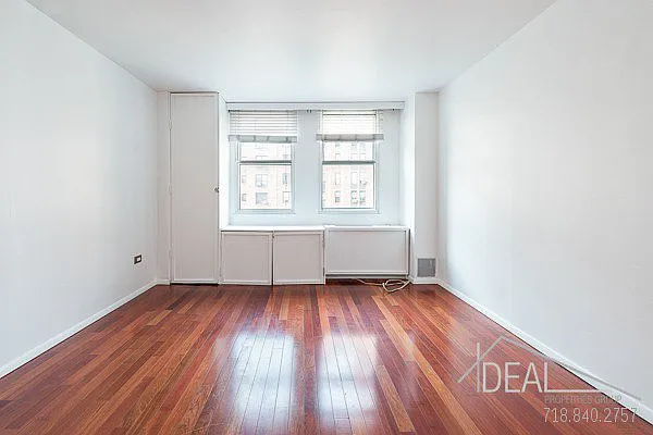 Rented by Ideal Properties Group | media 26