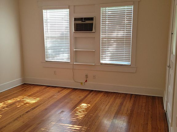 4th image of 255 6th Ave NE APT 6