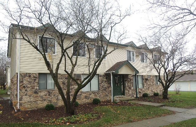 1st image of 8312 Oak Leaf Dr APT 1103
