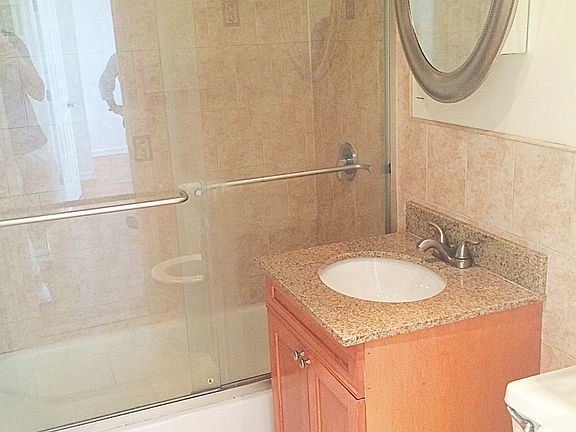 5th image of 350 S 4th St APT 6E