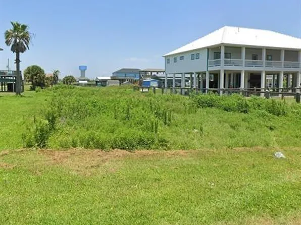 1857 Pompano Ln, Pt Bolivar, TX 77650