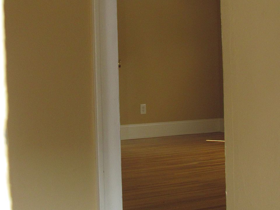 1st image of 51 W Oakland Ave
