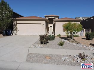 10527 Bilboa St NW, Albuquerque, NM 87114
