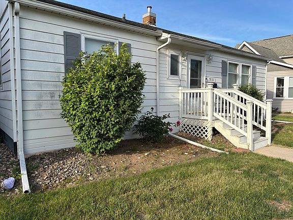 3rd image of 918 14th Ave