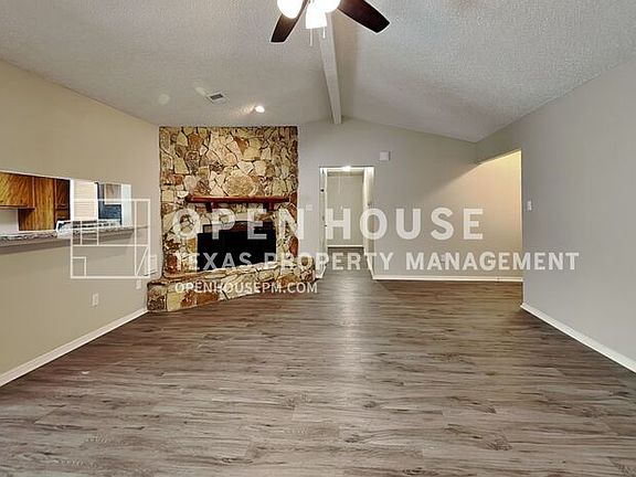 4th image of 3119 Park Garden Dr
