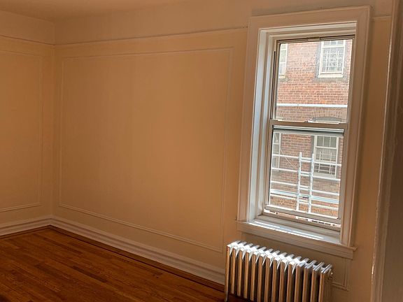 4th image of 1575 Thieriot Ave #K
