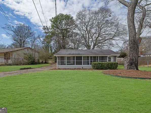 2880 Hall Dr SE, Smyrna, GA 30082