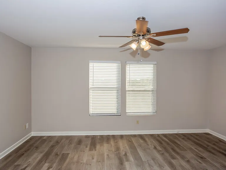 1425 Tygress St — Photo 10