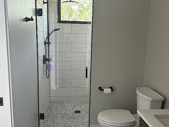 4th image of 2710 Sheridan St NW