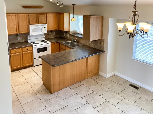 734 W Sweet Meadow Ln, Sandy, UT 84070