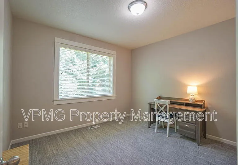 2835 Nw Hl — Photo 15
