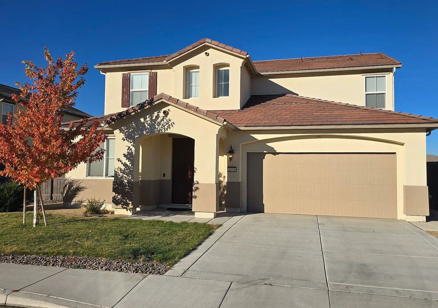 Spacious Two Story Home in Spanish Springs — Photo 1