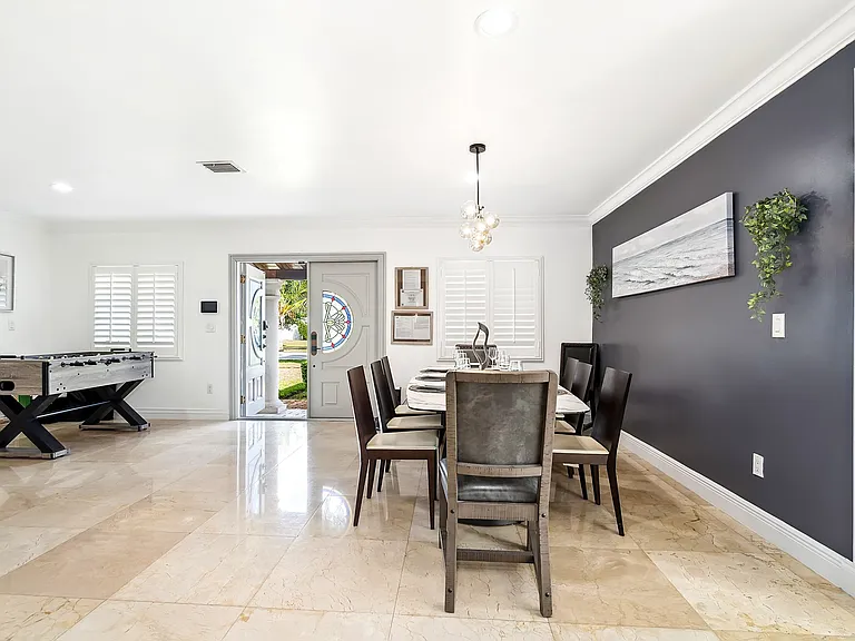 7350 SW 31st St — Photo 12