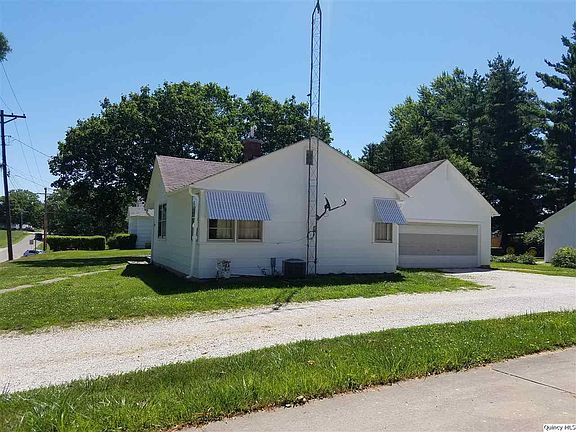 2nd image of 1360 Young St