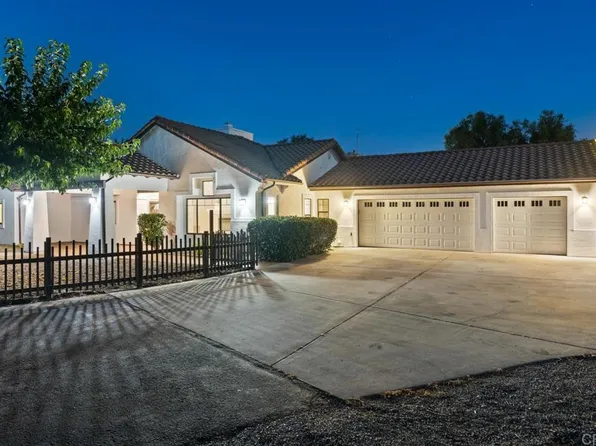 28843 Hideaway Lake Ln, Valley Center, CA 92082
