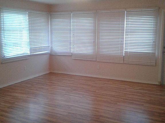 2nd image of 1213 SW 48th Ter APT B