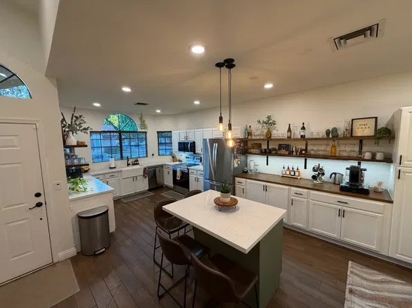 319 N Concord St, Gilbert, AZ 85234