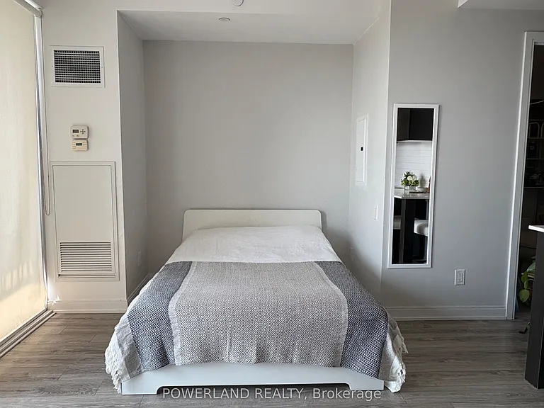 42 Charles St E #3605 — Photo 5