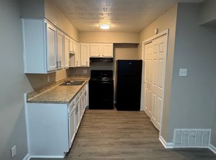 1037 Cross Keys Rd #4, Lexington, KY 40504