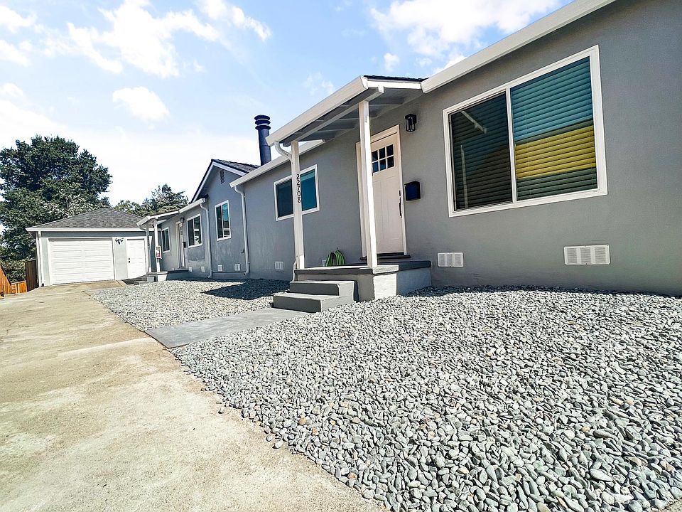 View of whole triplex complex for Unit #5, #4,#3