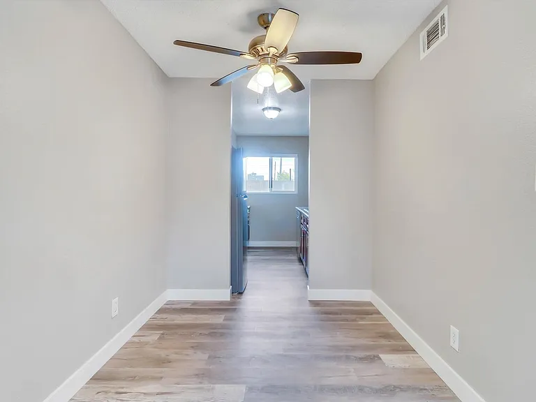 260 W 8th Ave #123 — Photo 33