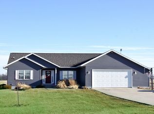 7940 Boyer Lake Dr, Rochester, IN 46975