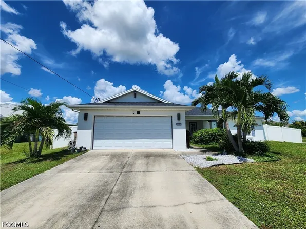 1727 NE 34th St, Cape Coral, FL 33909