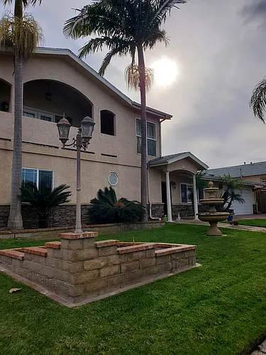 802 Acacia Ave Photo 1