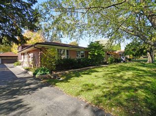 1188 S Walnut Ave, Arlington Heights, IL 60005