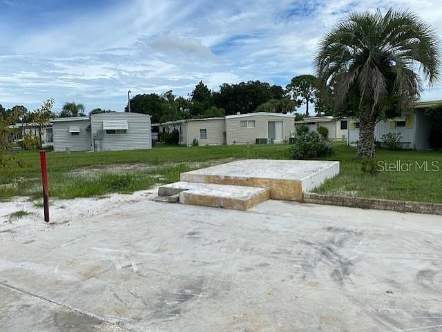 2nd image of 246 Kelou Ct