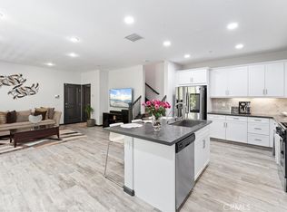 209 El Paseo, Lake Forest, CA 92610