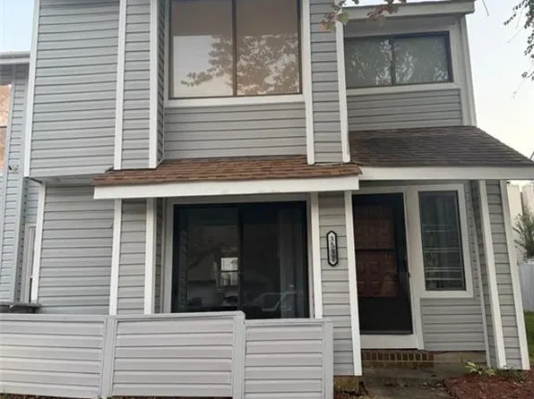 3511 Smokey Chamber Dr, Virginia Beach, VA 23462