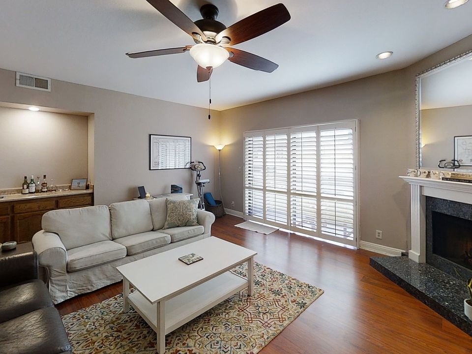 1st image of 12355 Chandler Blvd #106