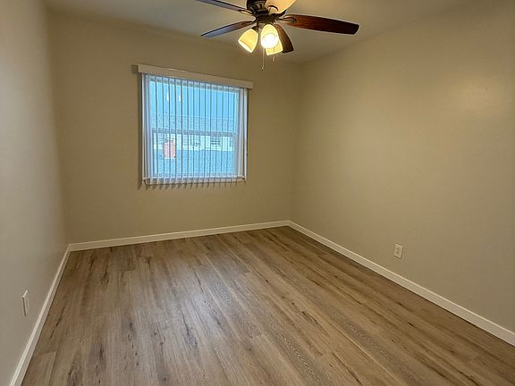 4th image of 1112 E Carson St APT 6