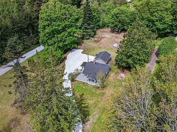 3rd image of 1409 E Dallman Road