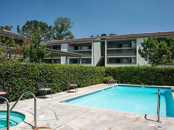 4th image of 930 N San Dimas Ave APT 9