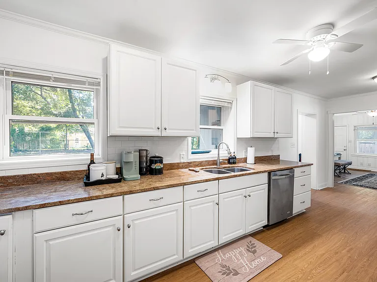 5057 Walker St — Photo 28