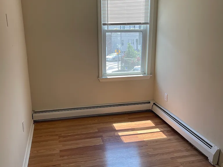 8 Medford St #3R — Photo 9