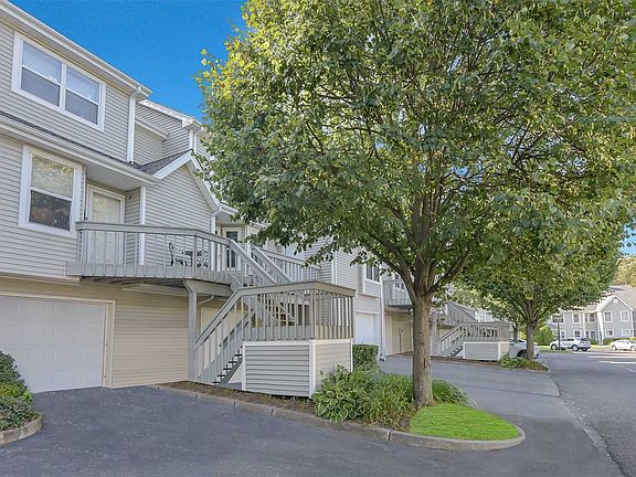 4th image of 252 Windward Dr