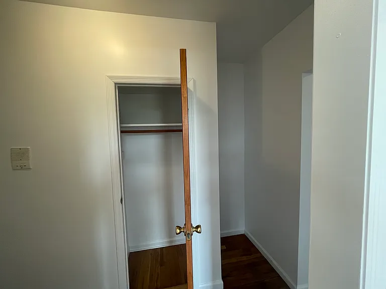 1825 Summerfield St #C1 — Photo 2