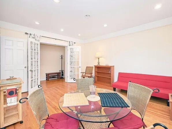 700 Riverside Drive image 11 of 15