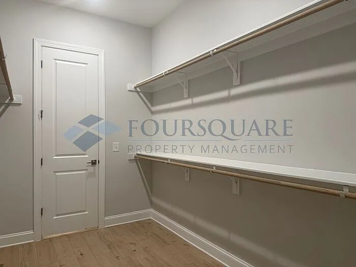 8156 Baronleigh Ln — Photo 50